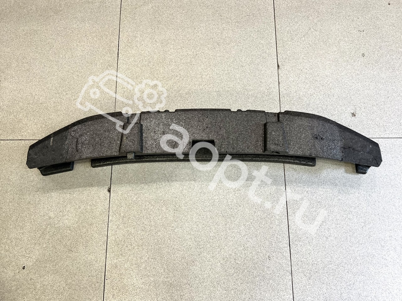 Пенный наполнитель переднего бампера Volkswagen Scirocco R дорест