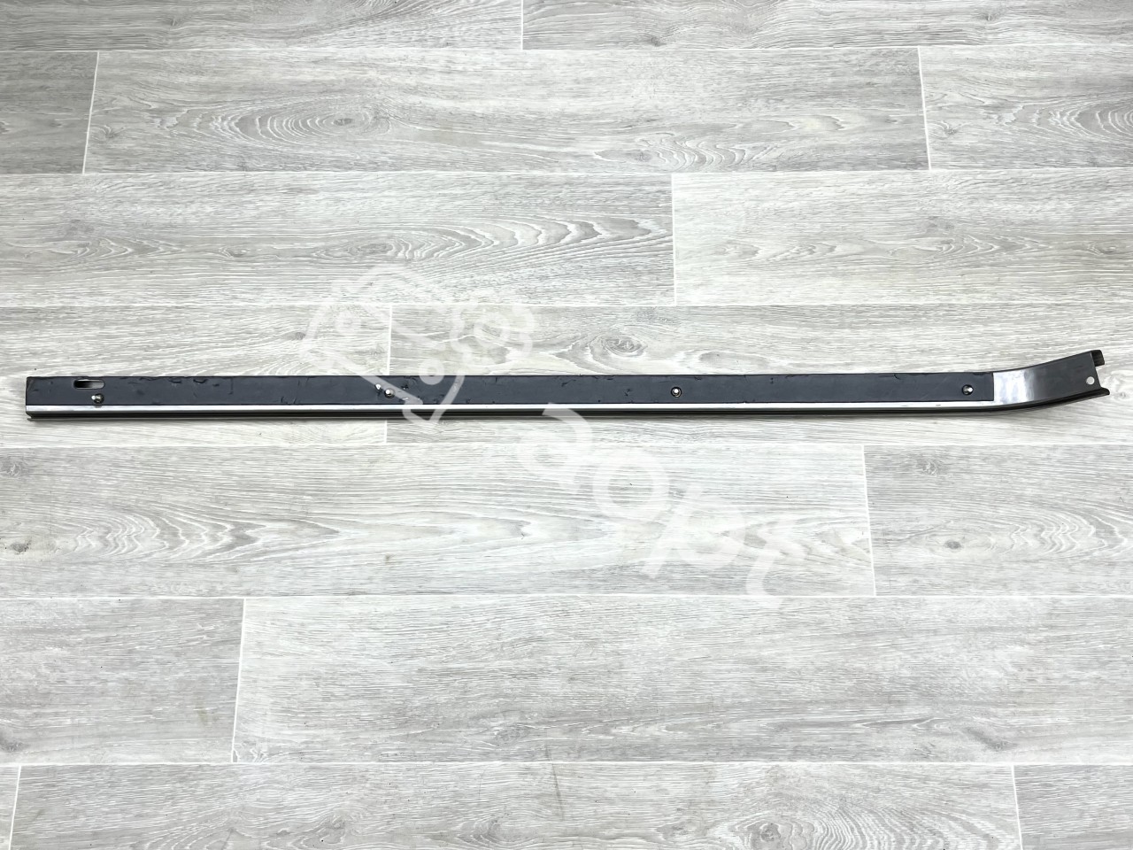 Направляющая сдвижной двери Mercedes-Benz W901 Sprinter