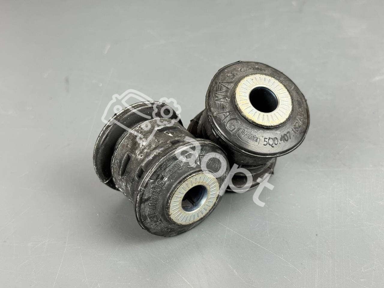 Сайлентблок передней подвески оригинал VAG MQB Audi A3, S3, RS, TT, TTRS, Skoda Octavia A7, Kodiaq, Karoq, Superb, Volkswagen Tiguan, Passat, Golf