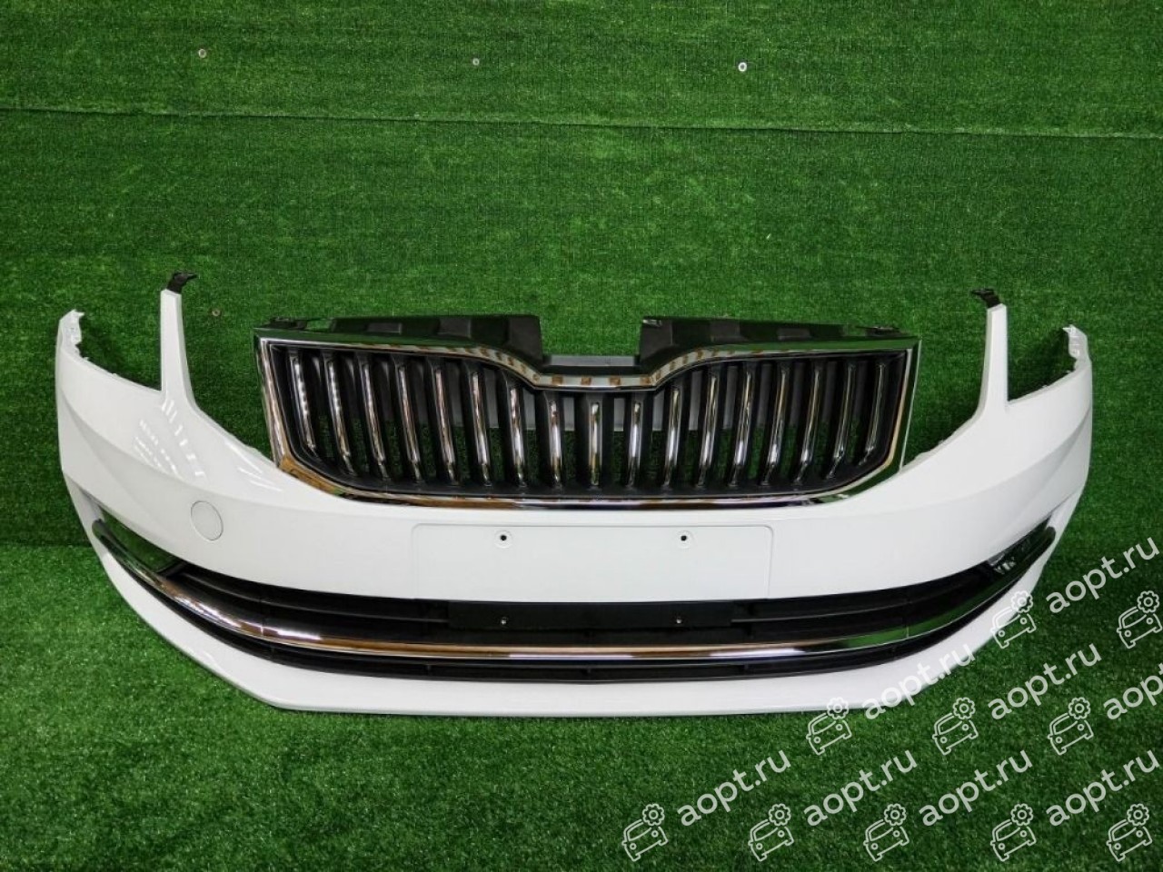 Бампер передний Skoda Octavia 3(A7) рестайлинг