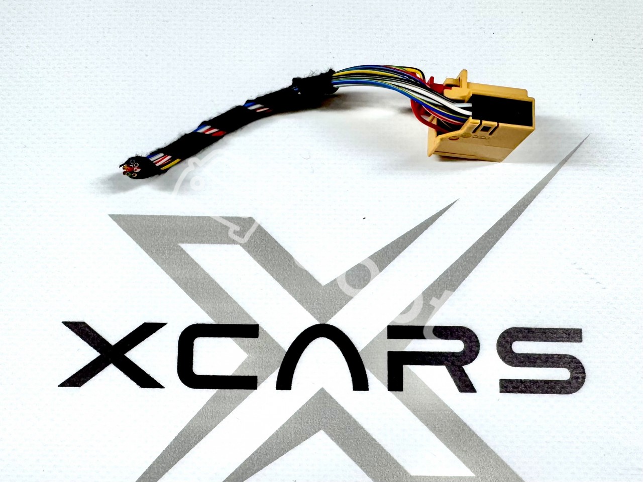 Разъем 16 pin с фиксатором VAG AUDI, Volkswagen, SKODA, SEAT