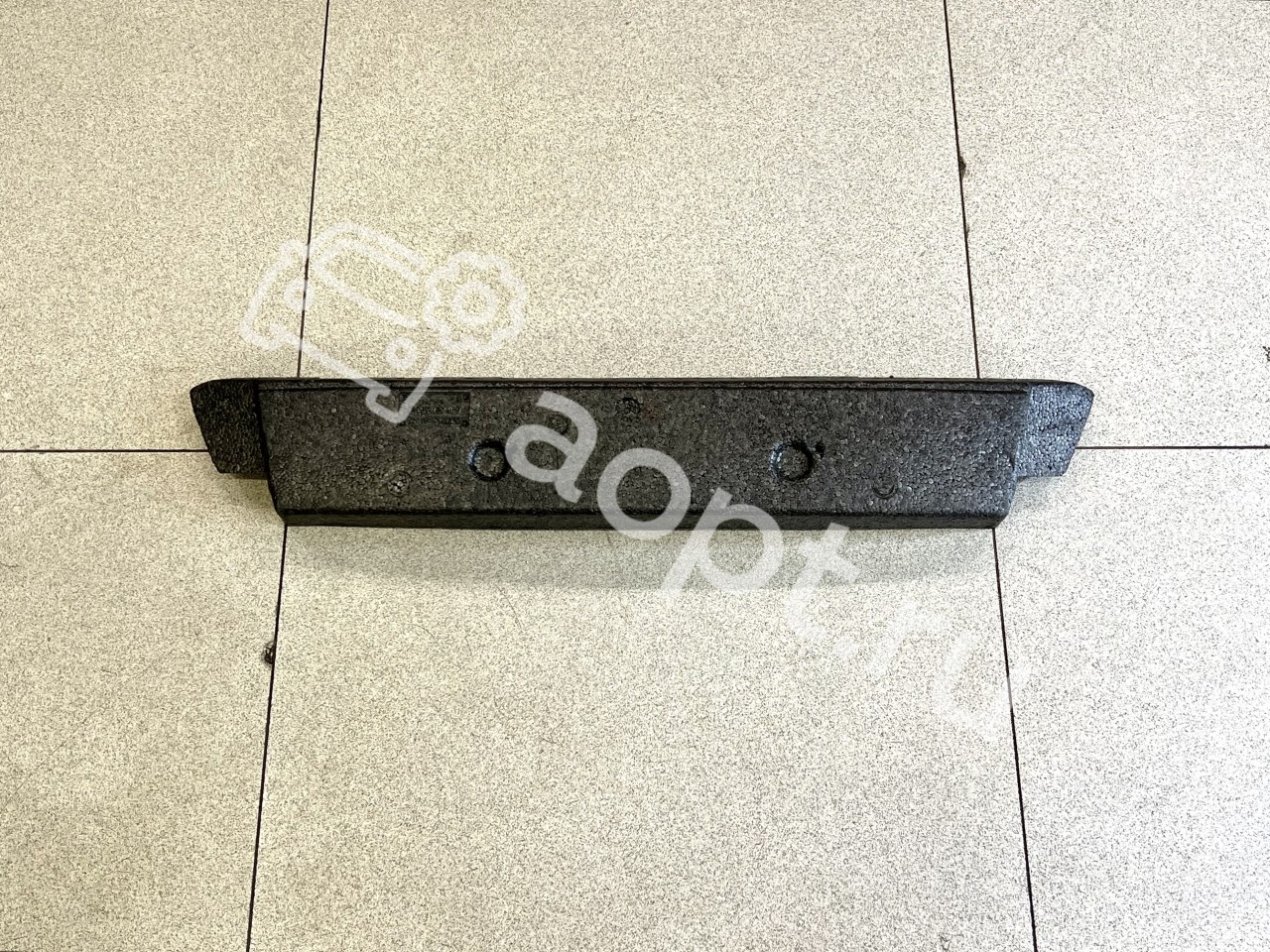 Пенный наполнитель переднего бампера Audi TT RS 8J 2.5 TFSI Quattro