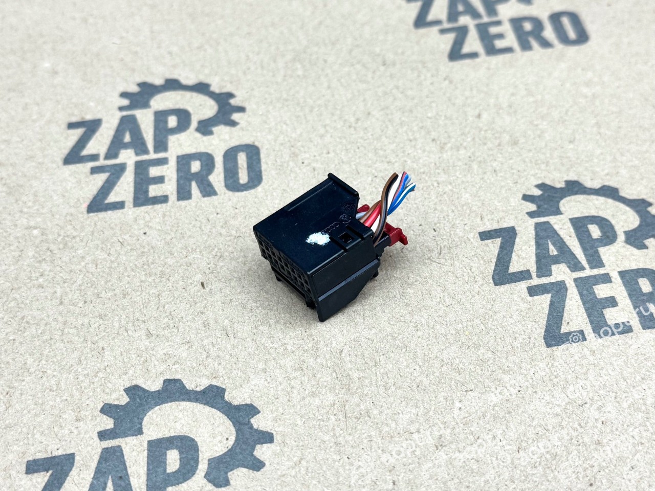 Разъем 16 pin оригинал VAG Audi, Volkswagen, Skoda, Seat, Porsche