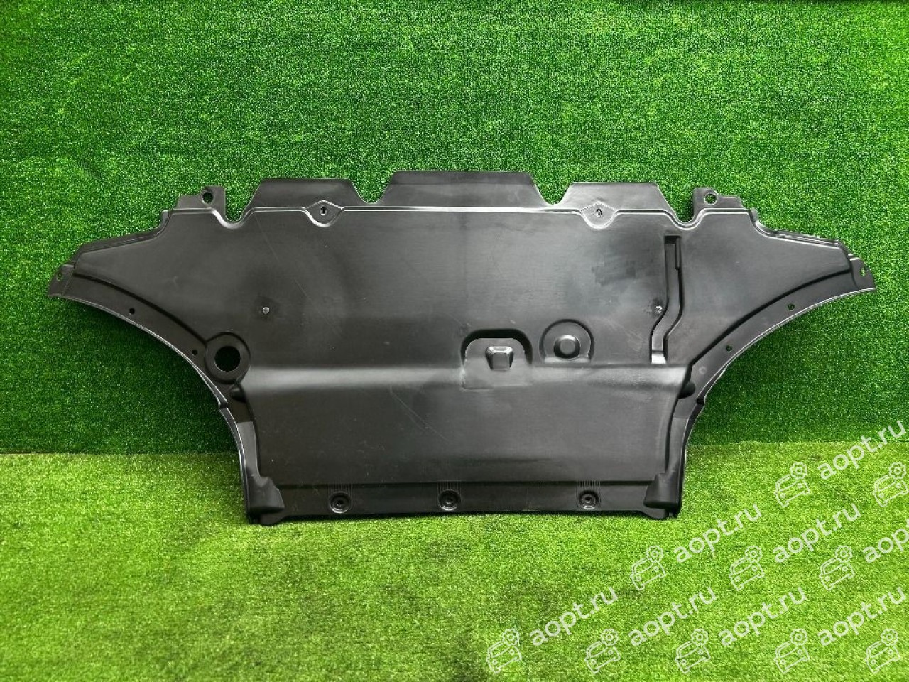 Защита двигателя Audi A4 B8 8K A5 8T 8K0863821AA