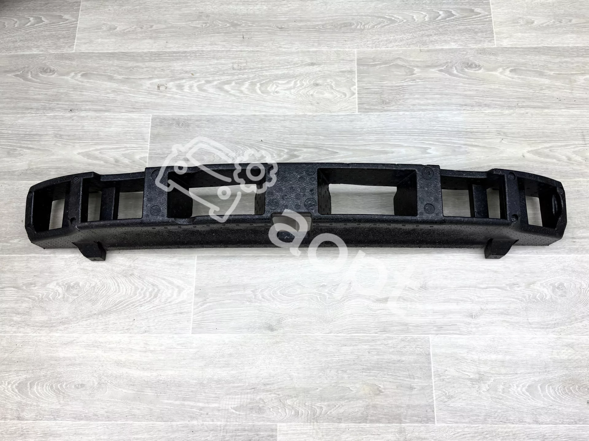 Пенный наполнитель переднего бампера Skoda Octavia A7