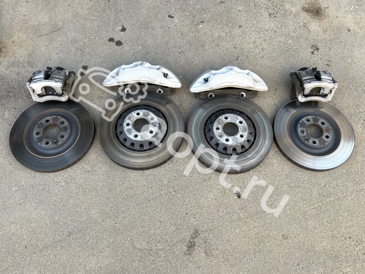 Тормоза Akebono 6pot 375, 350, оригинал VAG Audi Q7, Q8, A4 B9, A5, A6 C8, A7, Volkswagen Touareg
