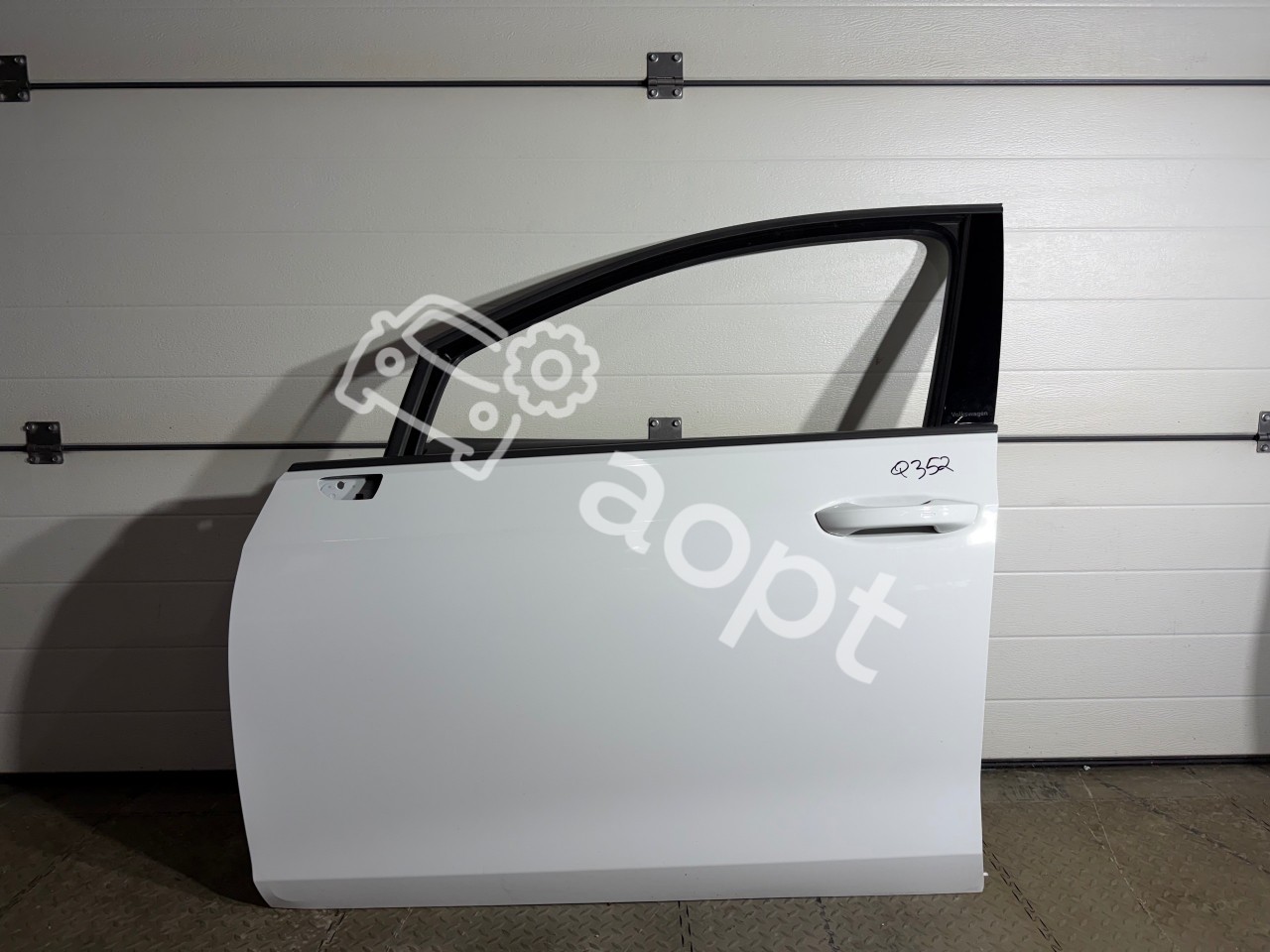 Дверь передняя левая Volkswagen Golf 8 R