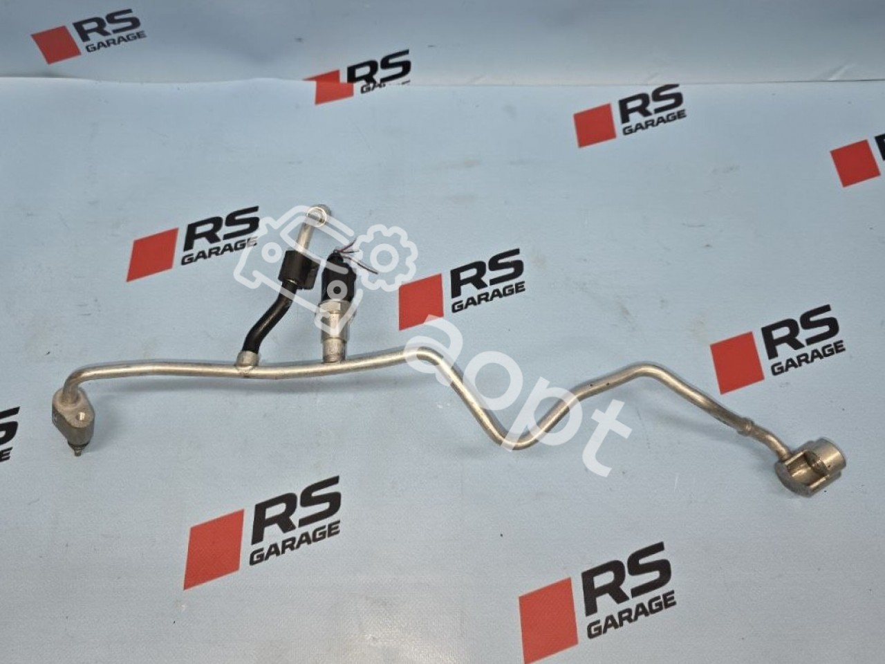 Трубка кондиционера с датчиком Audi RS3 8V, 8Y, TTRS 8S, RSQ3 F3, 2.5 TFSI DAZA, DNWA, DNWB, CZGB