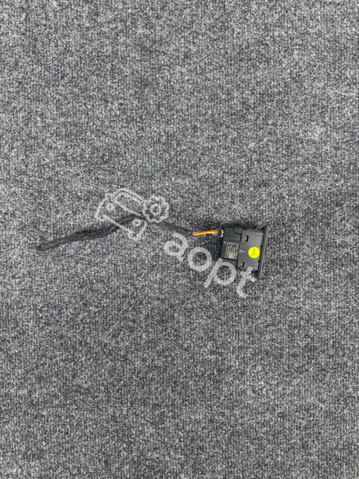 Двойное зарядное гнездо TYPE-C VAG 2G6035718