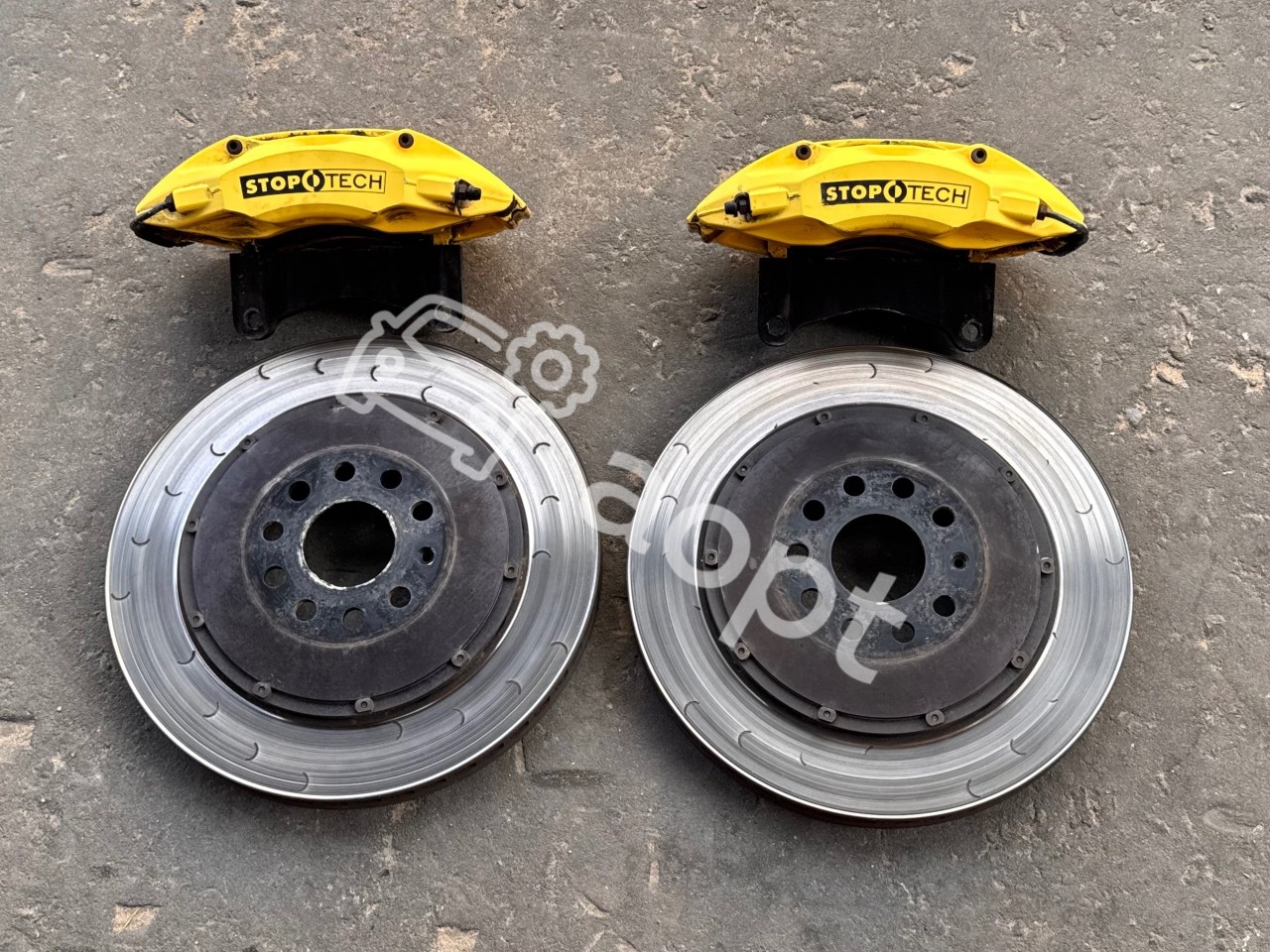 Комплект тормозов StopTech ST40 4pot 355мм, VAG PQ, MQB, Audi A3, S3, Q2, Q3, TT, Skoda Octavia RS, Superb, Yeti, Kodiaq, Volkswagen Golf GTI, R, Tiguan, Passat