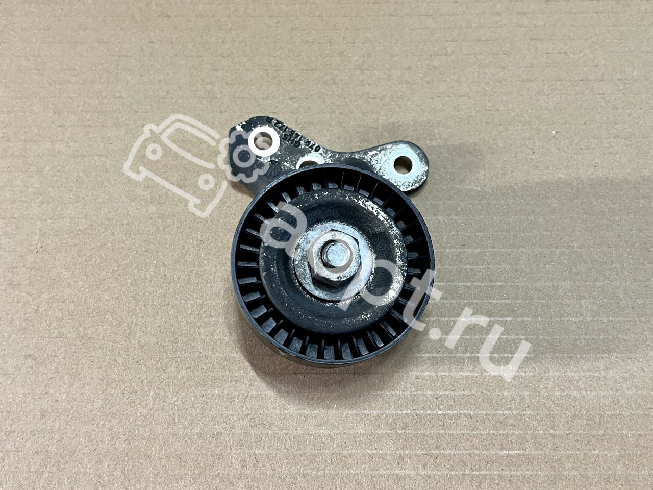 Ролик ремня генератора оригинал VAG Audi 2.5 TFSI CZGB, CEPA, CTSA, CZGA, RS3 8P, 8V, RSQ3 8U, TTRS 8J