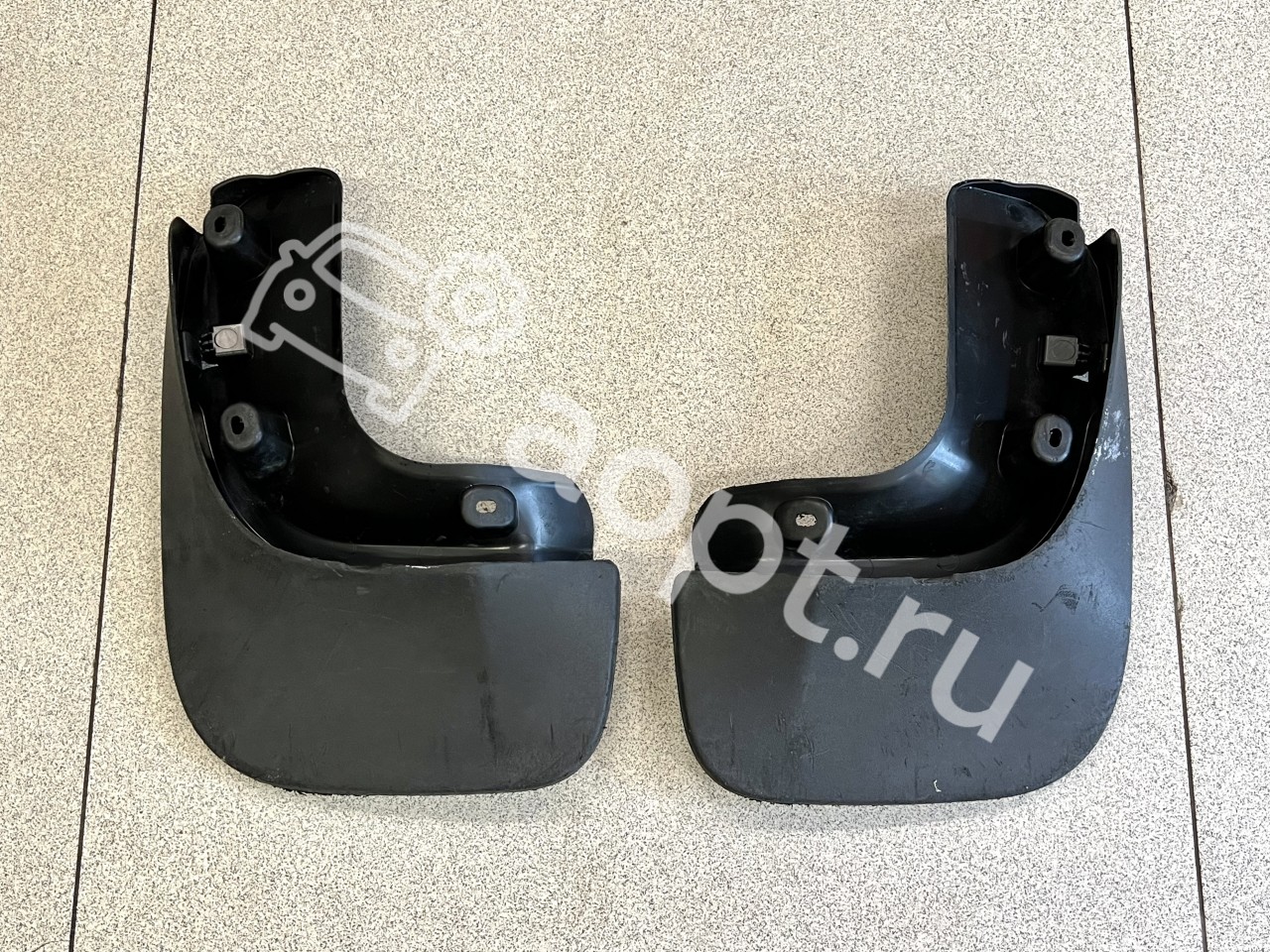 Брызговики задние оригинал Volkswagen Golf 6