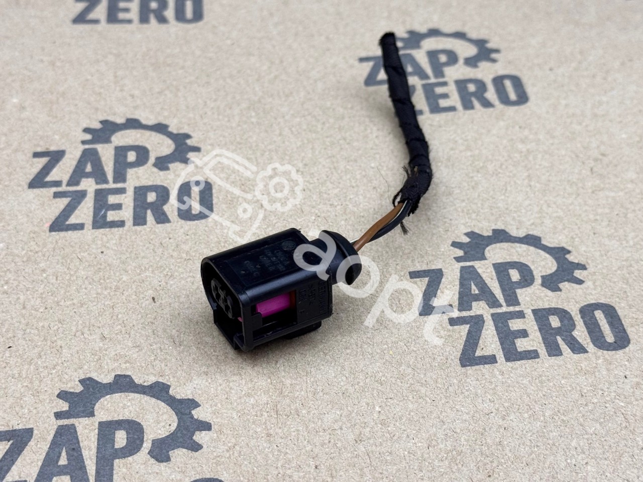 Разъем 2 pin VAG Audi, Volkswagen, Skoda, Seat