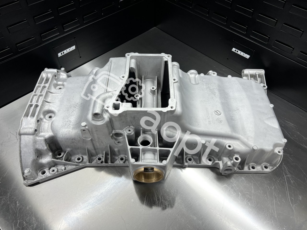 Масляный поддон M278 V8 4.6L 4Matic, Mercedes-Benz W222 S500L, Maybach