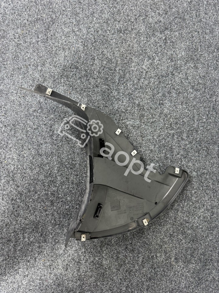 Локер передний правый VW GOLF MK8 5H0805912M