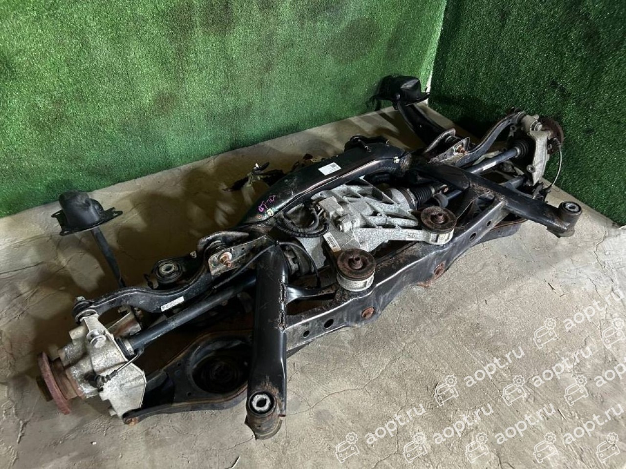 Подрамник задний Audi Q3 8U в сборе Haldex 5