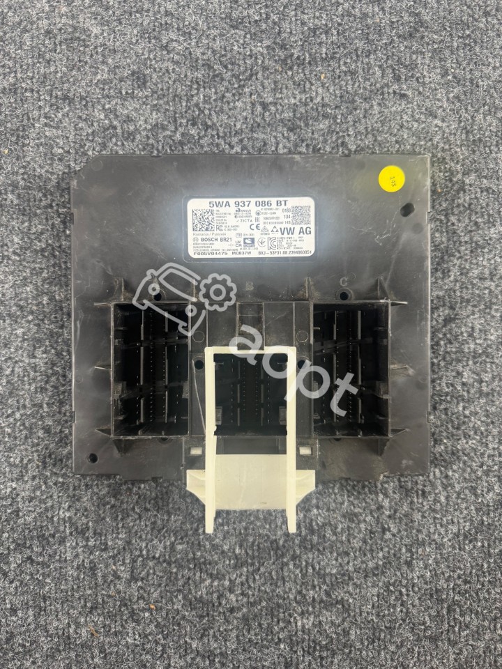 Блок управления бортовой сети (блок ВСМ) VAG MQB-EVO ADUI S3 8Y 5WA937086BT
