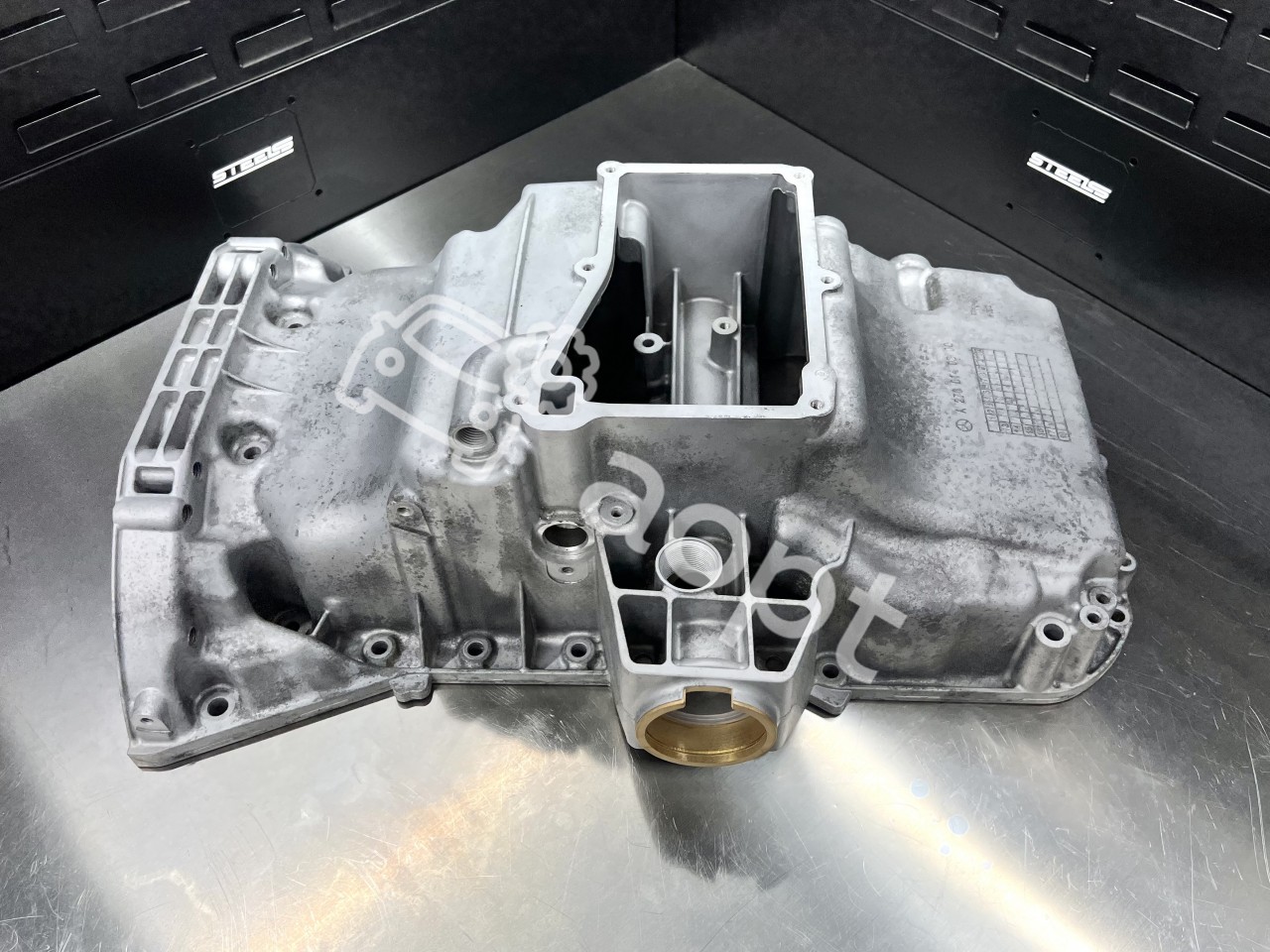 Масляный поддон Mercedes-Benz M276 V6 3.5L 4Matic, W212, W213, W207, W253 GLC 43 AMG, GLE W166, GLK X204, W217, W221, W222 S-Class, Maybach