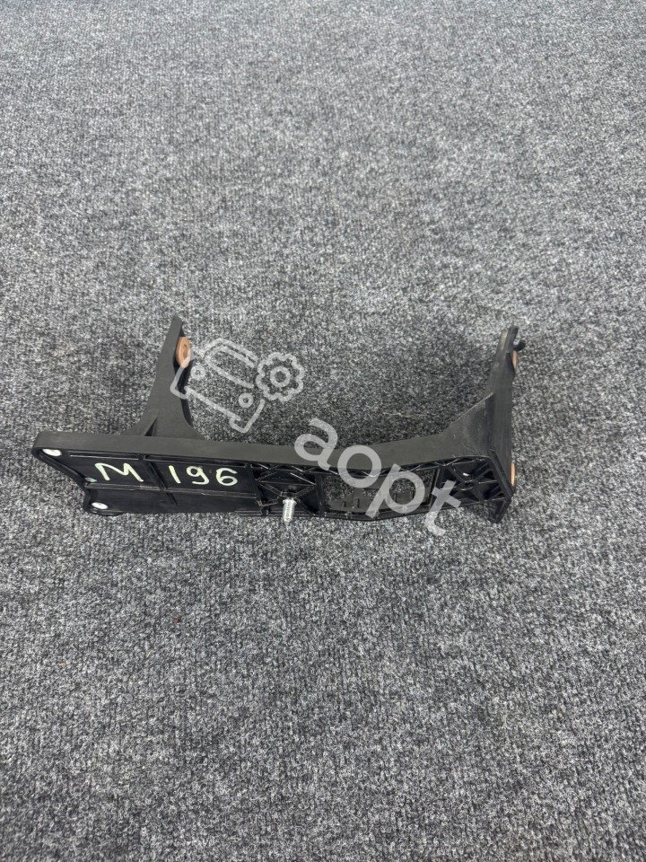 Кронштейн дополнительного радиатора ОЖ VW T-ROC 5Q0121093FD