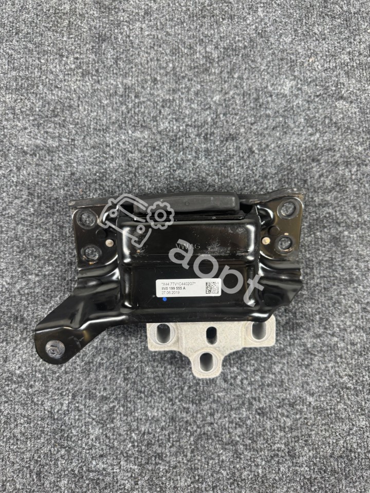 Опора редуктора AUDI RS3 (8V) 8V0199555A