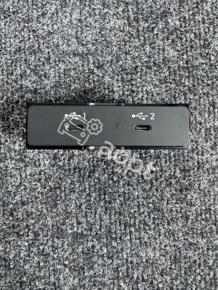 Двойной разъем USB Type-C VAG (AUDI, PORSHE) 82A035736A