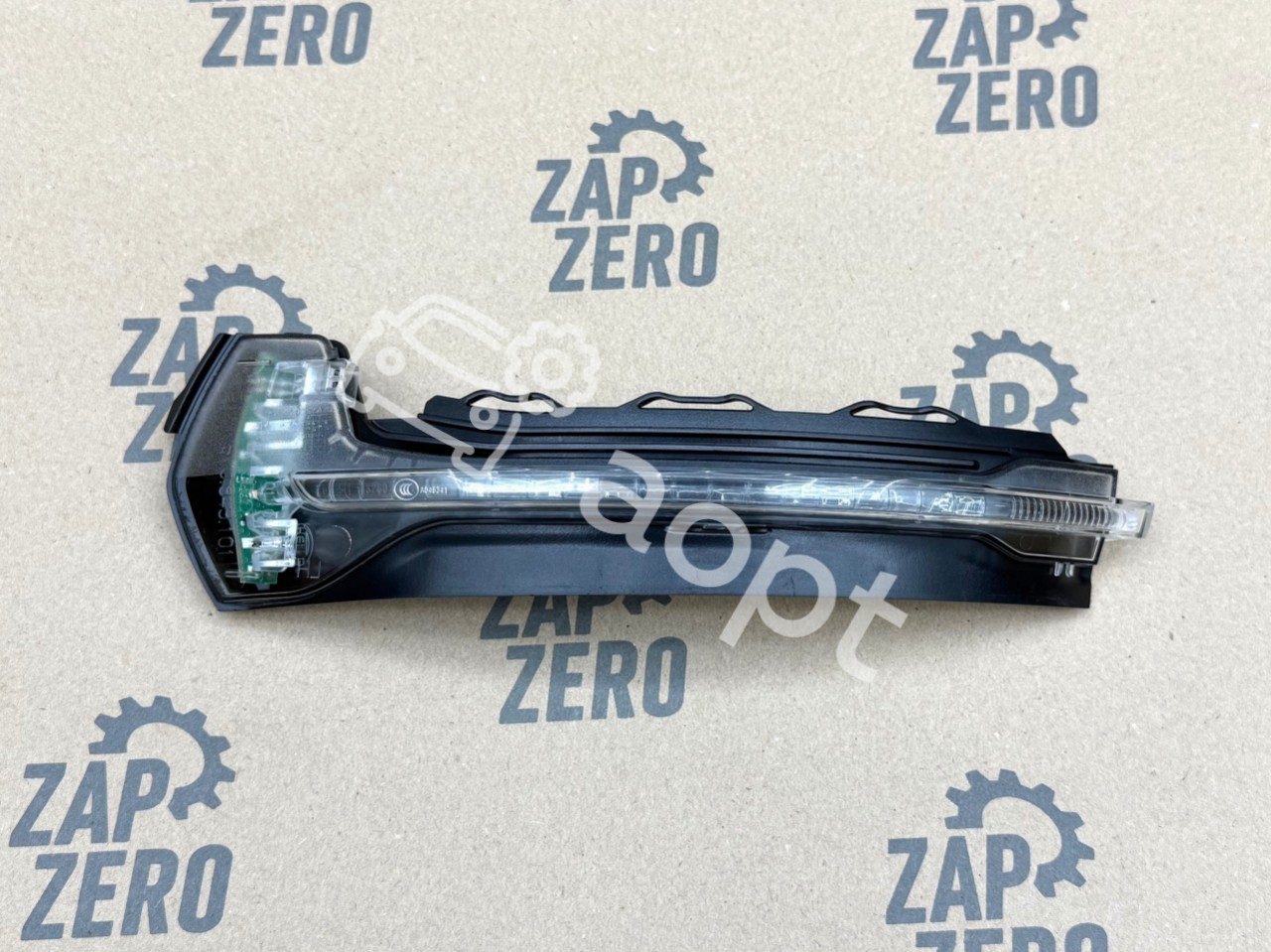 Указатель поворота в зеркале левый оригинал Audi A3, S3, RS3 8V