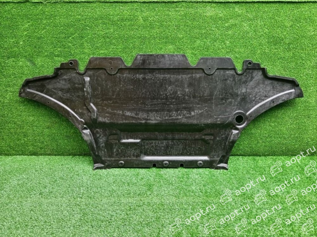 Защита двигателя Audi A4 B8 8K A5 8T 8K1863821D