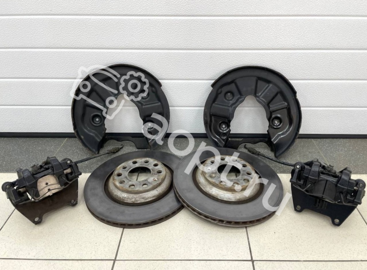 Комплект задних тормозов 310 оригинал VAG MQB Audi S3, RS3, TTS, TT RS, Volkswagen Golf 7 R, T-roc,