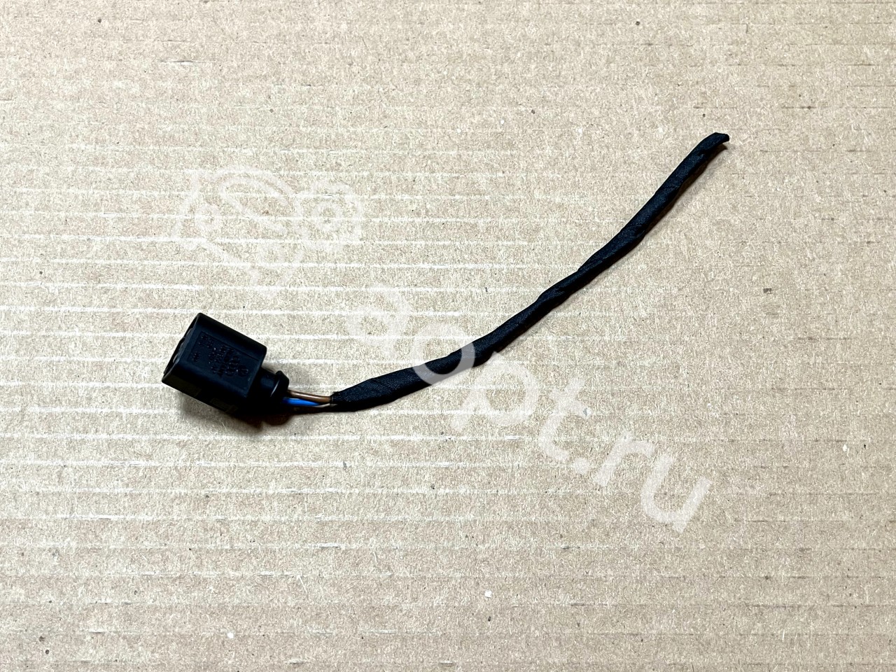 Разъем 2 pin VAG Audi, Volkswagen, Skoda, Seat, Porsche, Bentley, Lamborghini