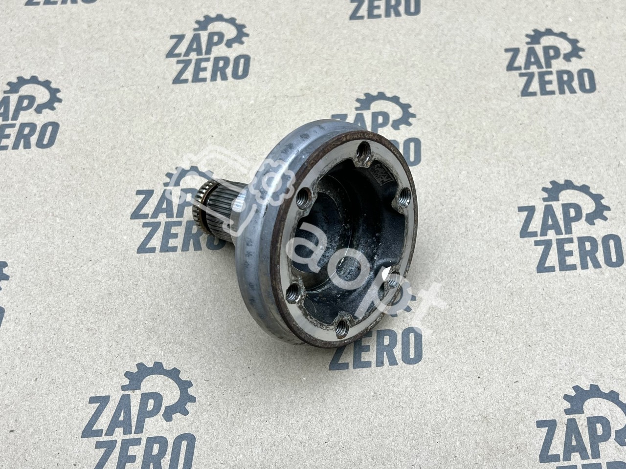 Вал с фланцем привода муфты Haldex V оригинал VAG