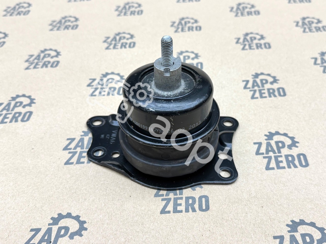 Опора двигателя оригинал VAG Audi A1, Volkswagen Polo 9N, 6R, Skoda Rapid, Seat Ibiza ST