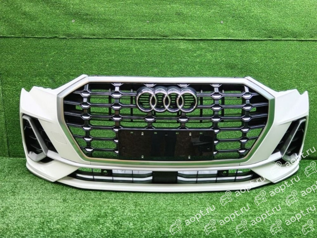 Бампер передний Audi Q3 F3 2018-2026