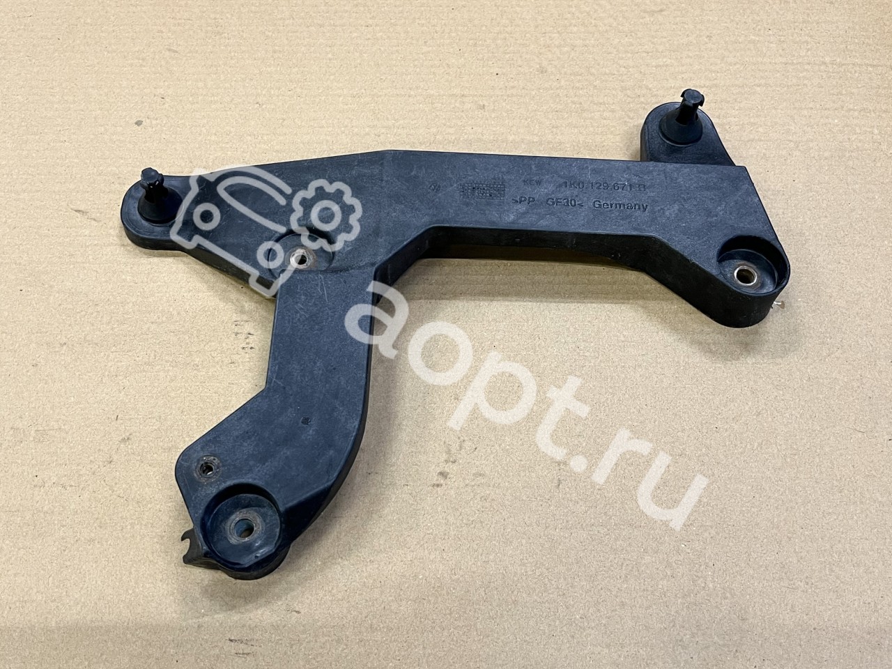 Кронштейн корпуса воздушного фильтра VAG PQ 3.2, 3.6 FSI, Audi A3, TT, Volkswagen Golf V R32, Passat B6 R36, CC, Eos, Skoda Superb