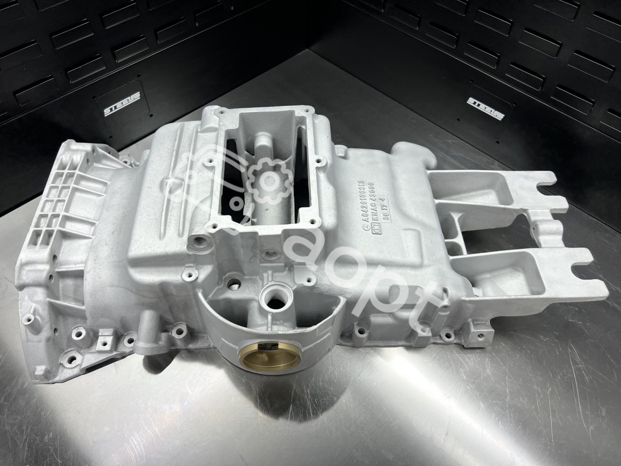 Масляный поддон Mercedes-Benz M642 V6 3.0L CDI, W212, W213 E350d, W463 G350d, W253 GLC 350d, W166 GL, GLE, GLS, W292 GLE350d, W251 R350d, W217, 221 S350d, W222 S400d