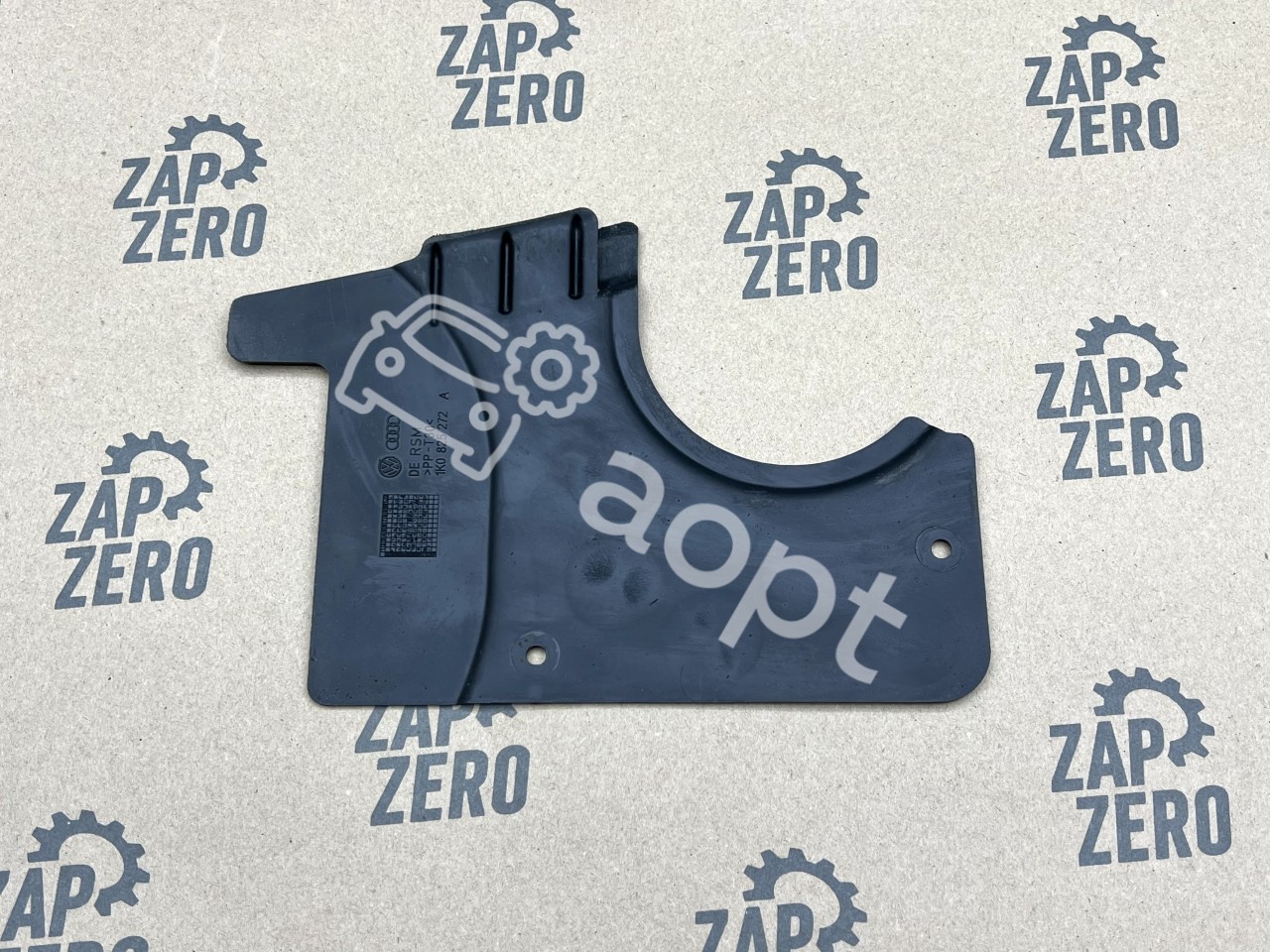 Накладка защиты днища правая VAG PQ35, Audi A3, TT, Skoda Octavia A5 RS, Yeti, Volkswagen Golf V, VI, GTI, R32, Scirocco, Eos, Seat Leon