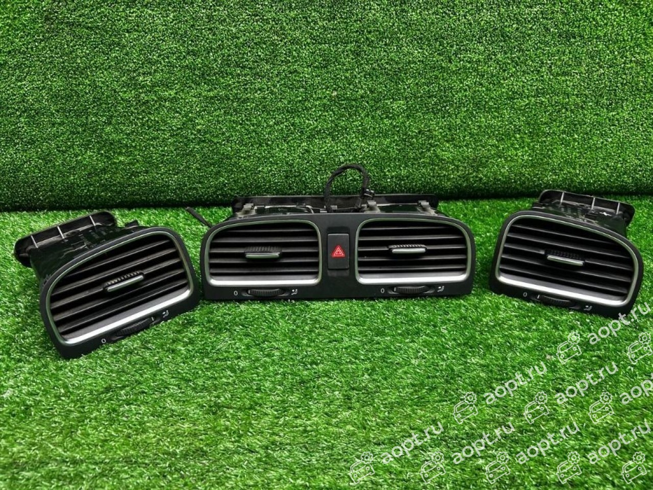 Дефлектор воздуховода Volkswagen Golf 6 GTI