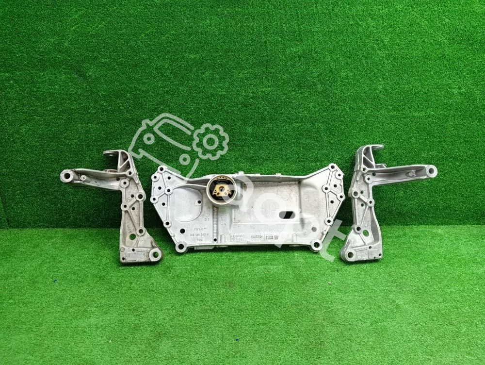 Подрамник передний  VAG Volkswagen Golf 6
