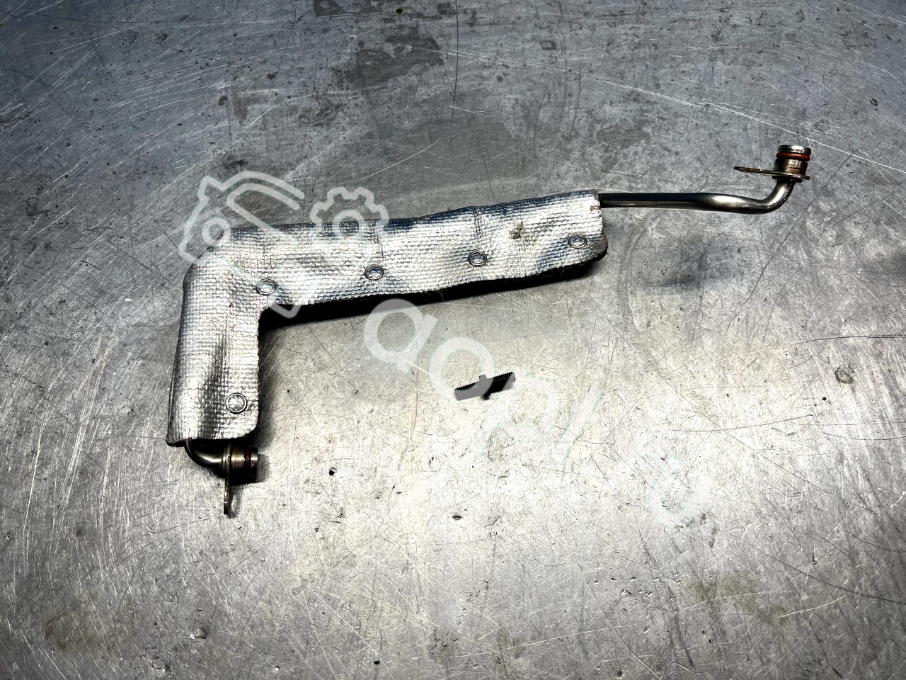 Масляная трубка турбины IHI IS20 VAG MQB 2.0 TSI gen3 Audi A3, Q3, TT, Volkswagen Golf VII GTI, Arteon, Passat B8, Tiguan 2, Teramont, Skoda Octavia A7 RS, Superb, Kodiaq, Seat Ateca