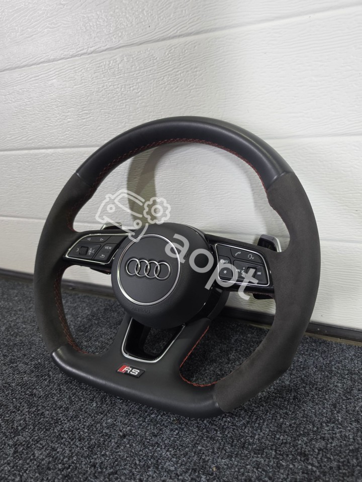 Оригинальный руль audi rs3 8v рестайлинг алькантара.