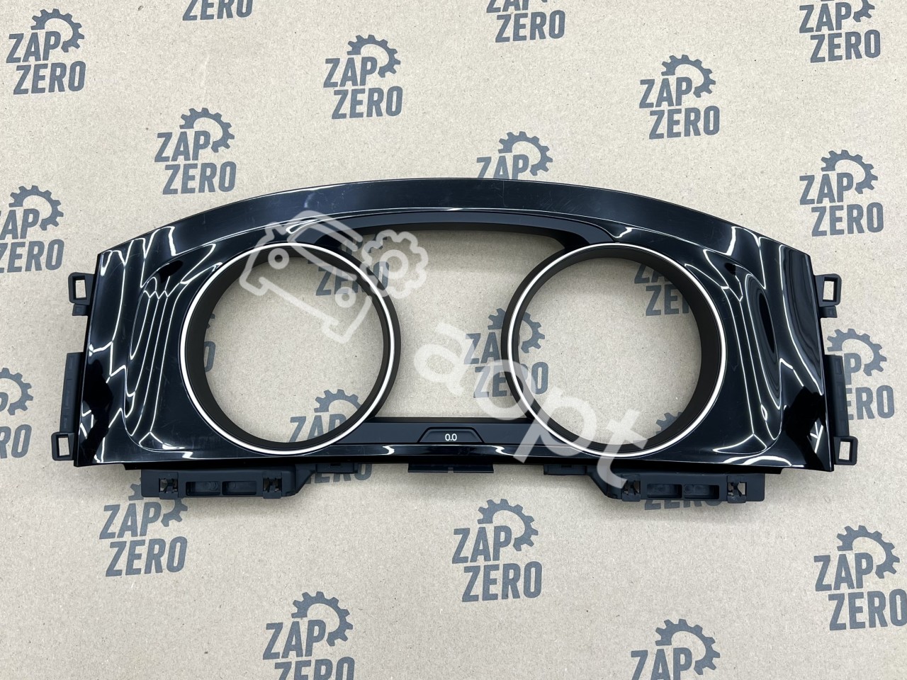 Накладка приборной панели черный глянец Volkswagen Golf 7 R