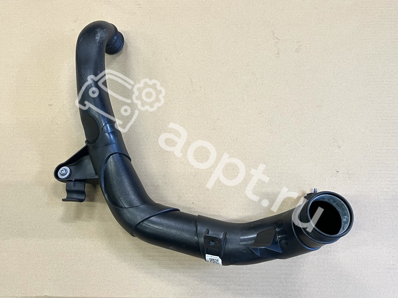 Трубка на интеркулер VAG MQB 1.8, 2.0 TSI gen3, Audi A3, S3, TT, TTS, Volkswagen Golf 7 R, GTI, Alltrack, Passat B8, Skoda Octavia A7 RS, Superb, Seat Leon
