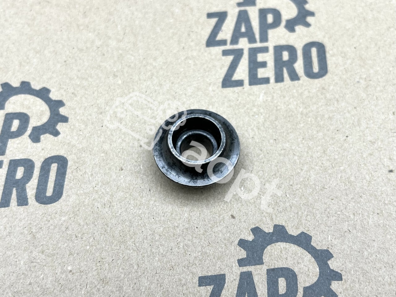 Тарелка пружины клапана M100, M110, M115, M116, M117, M123, Mercedes-Benz W100, W109, W114, W115, W116, W123, W124, W126, W107