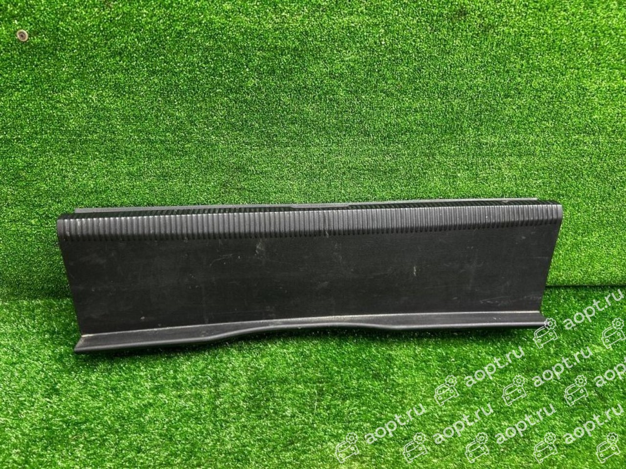 Обшивка(накладка) багажника Vw passat CC