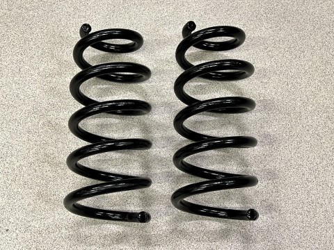 Пружины передние оригинал BMW X5 F15, X6 F16, M50D Xdrive
