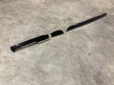 Декор Linette черный хром от Volkswagen Golf GTI VI