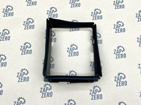 Воздуховод допрадиатора ОЖ задний левый Audi RS3 8V 2.5 TFSI DAZA, DNWA, CZGB