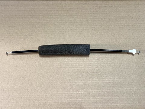 Трос оригинал Mercedes-Benz