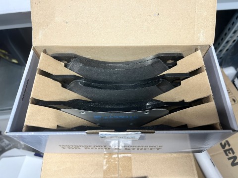 Pagid SP Street+ перед Brembo 6pot, Porsche Cayenne 958, Panamera 970, Volkswagen Touareg NF