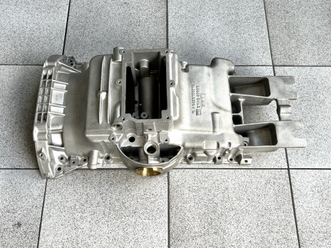 Масляный поддон Mercedes-Benz M642 V6 3.0L CDI, W212, W213 E350d, W463 G350d, W253 GLC 350d, W166 GL, GLE, GLS, W292 GLE350d, W251 R350d, W217, 221 S350d, W222 S400d